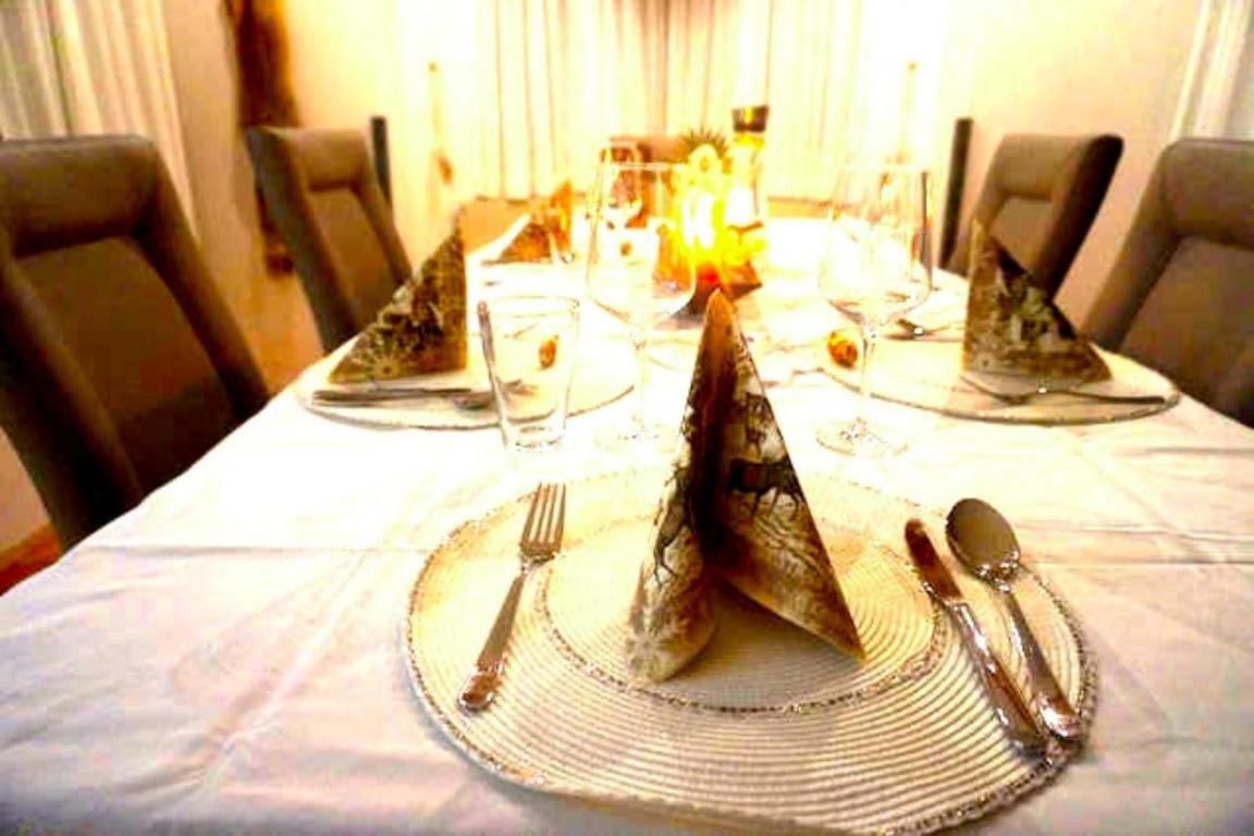 Family Apartment Alpine Living 2-4 Persons ราดชตัดท์ ภายนอก รูปภาพ