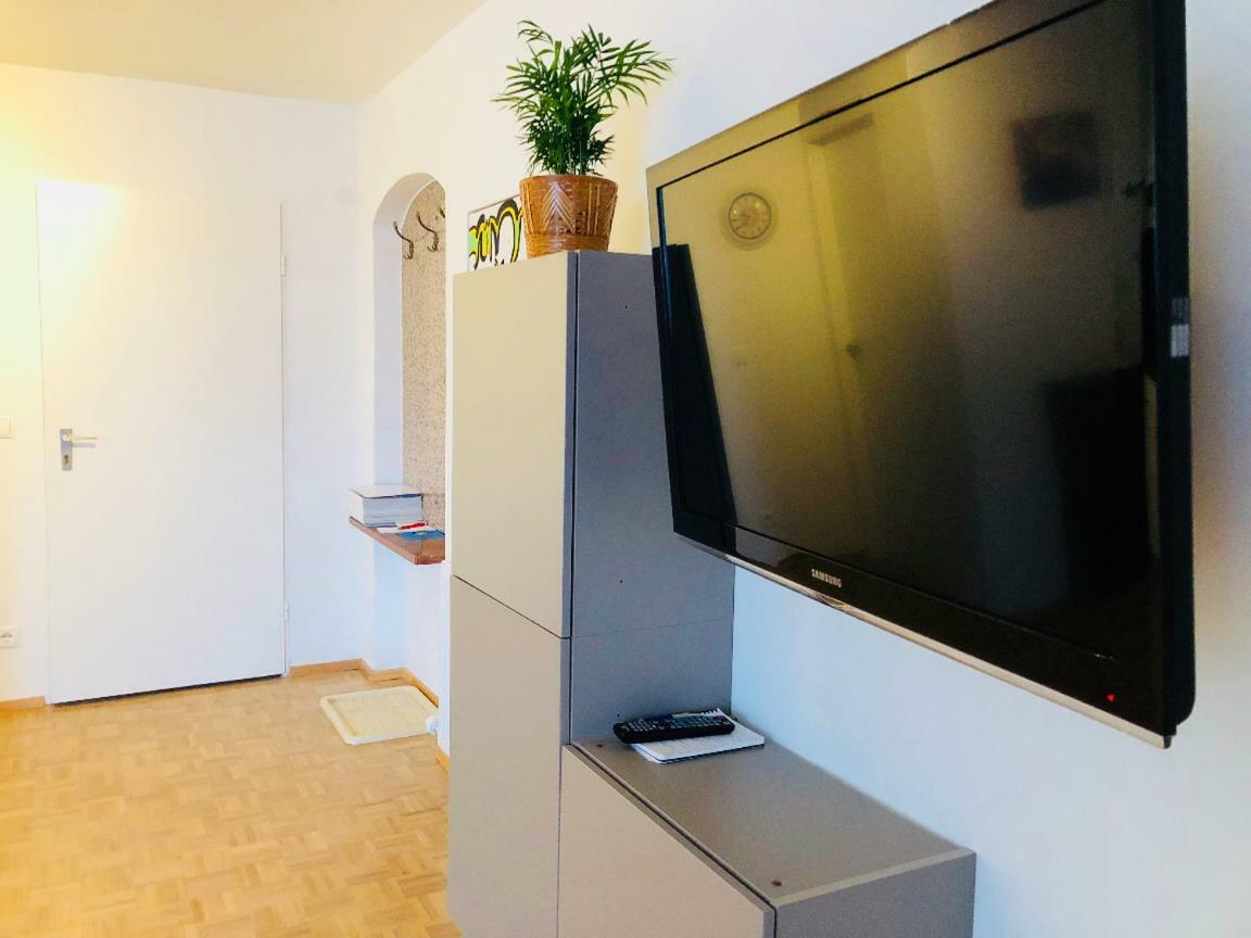 Family Apartment Alpine Living 2-4 Persons ราดชตัดท์ ภายนอก รูปภาพ